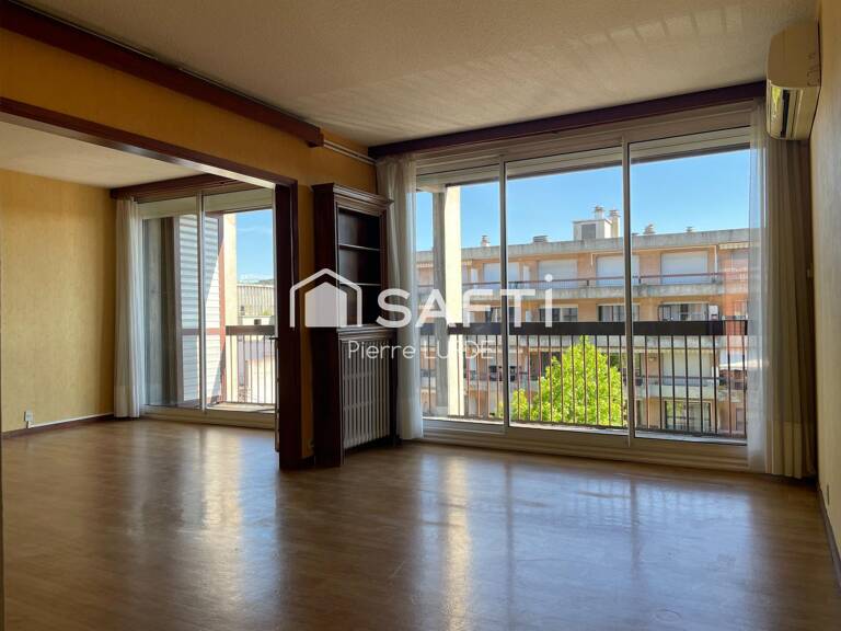 Appartement T5 rénové avec balcons et stationnement — photo 1