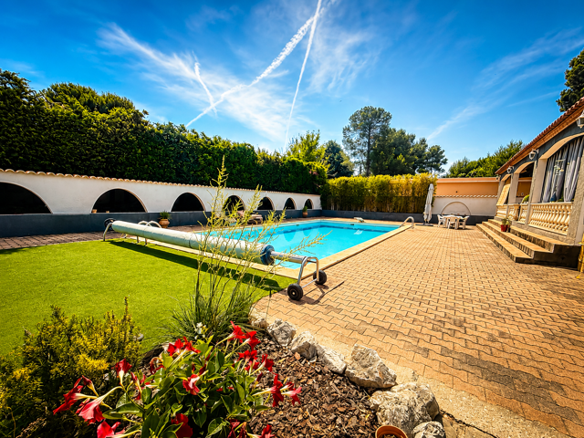 A Vendre sur Juvignac maison  avec piscine et garage sur gra — photo du bien