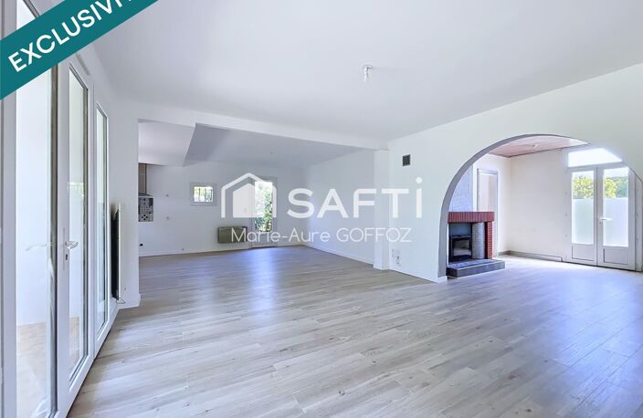 Maison de plain-pied avec jardin, garage, dépendances — photo 3