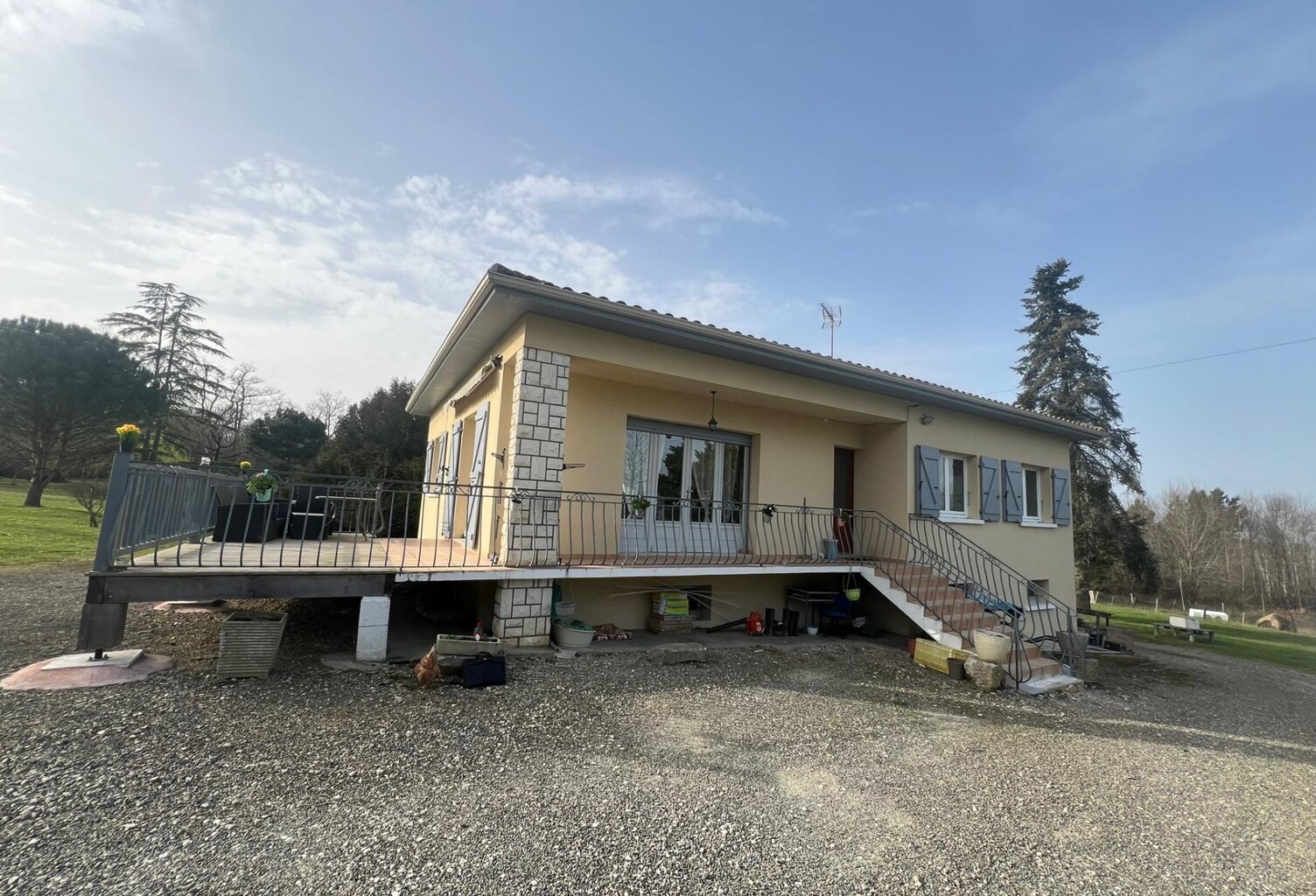 Maison de 194 m² sur plus d'un hectare de terrain entre Eauze et Cazaubon — photo 1