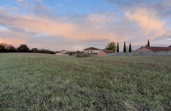 SATOLAS-et-BONCE 7 lots viabilisés libre constructeur — photo 3