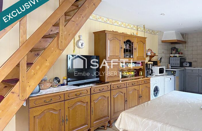 MAISON DE VILLE 97 M² - SECTEUR CENTRE VILLE MESLAY DU MAINE / 53170 — photo 4