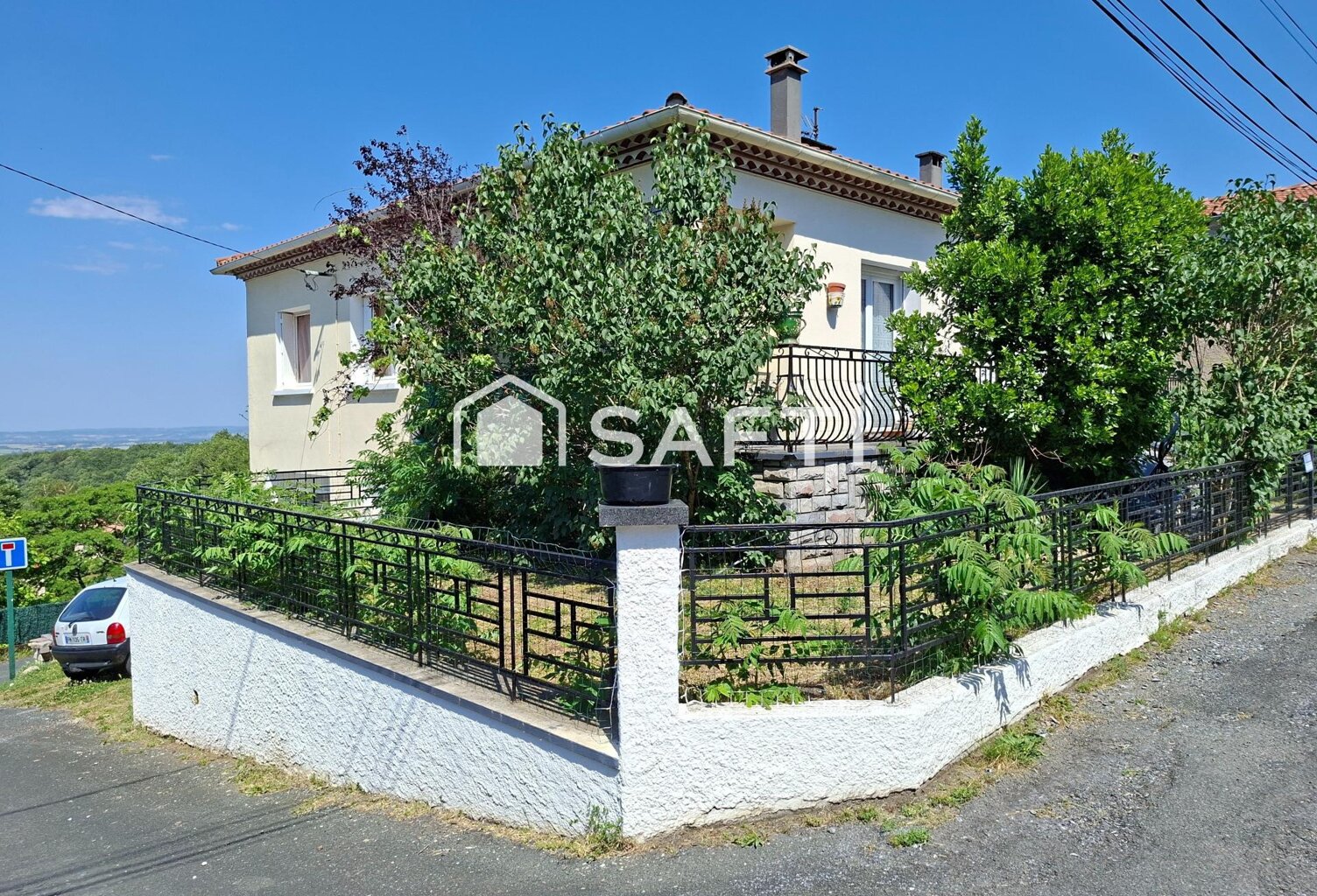 Maison familiale avec sous-sol total  4 chambres — photo 1