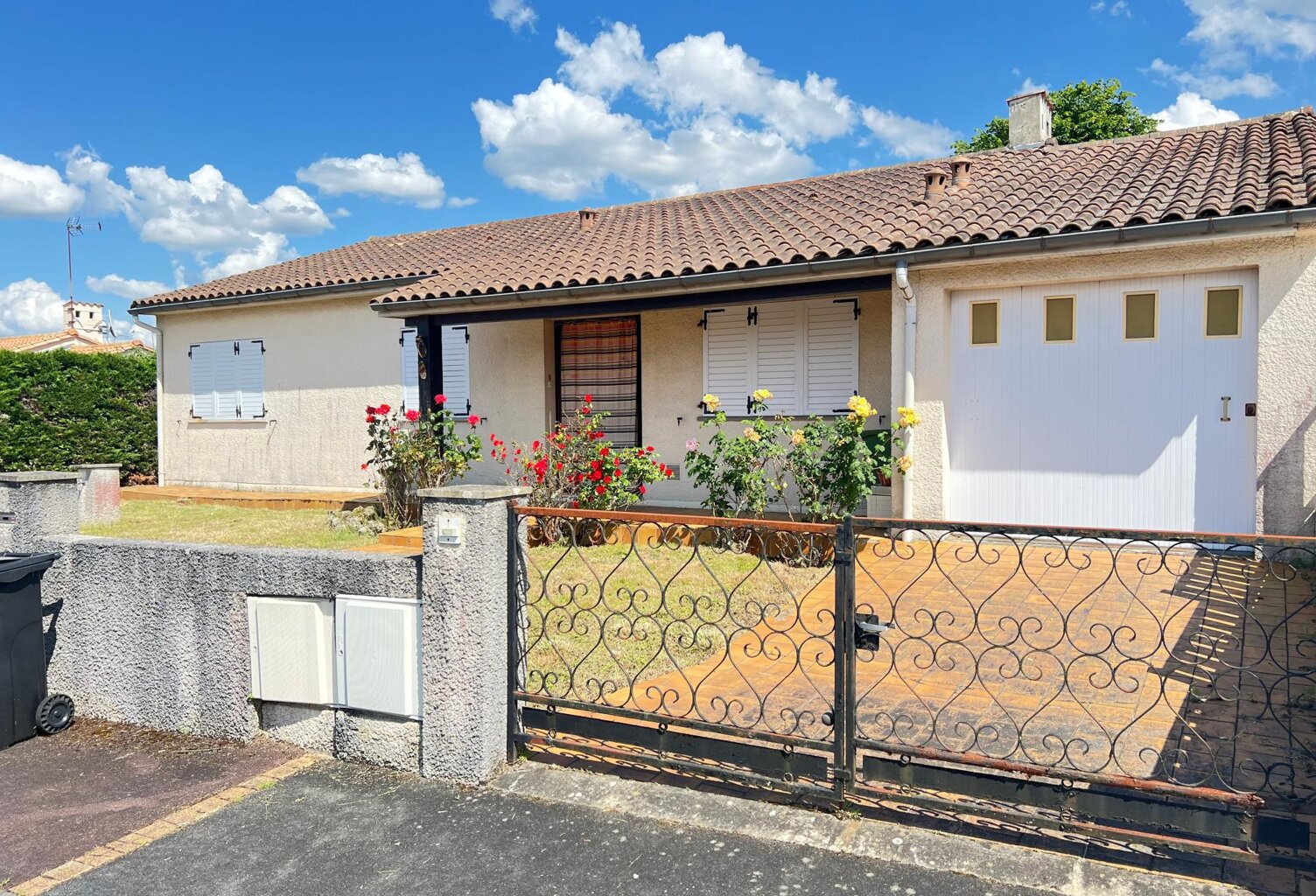 Maison plain-pied, 3ch, 100 m2 + garage 25m2. Terrain 621 m2. Quartier calme. — photo 1
