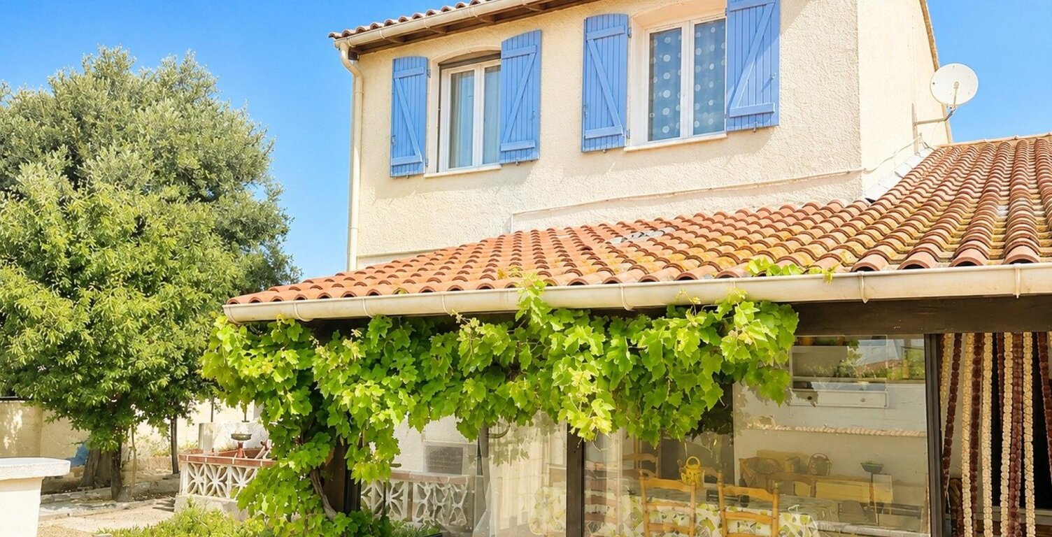 LA PALME  MAISON CENTRE VILLAGE T4/T5 DE 117 M² — photo 1