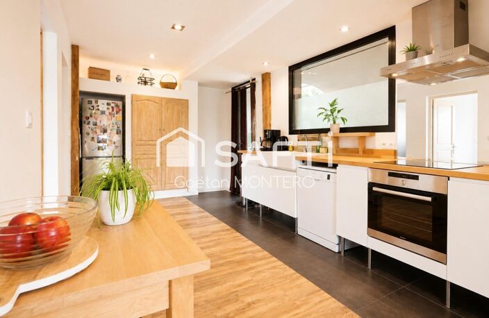 À vendre à Parentis-en-Born  appartement  hypercentre — photo 2