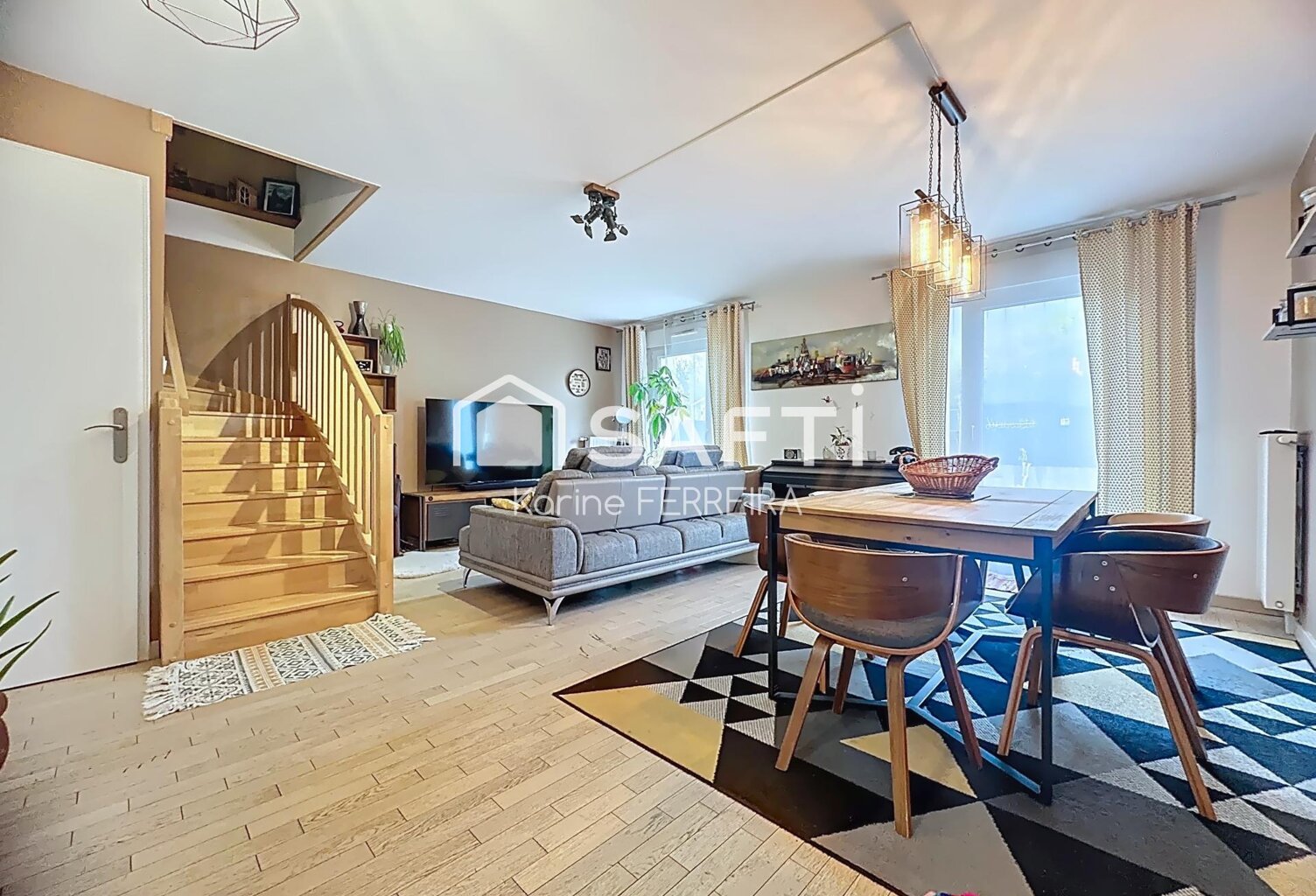 Maison familiale de 2016  Suite parentale, salon parquet chaleureux & jardin avec terrasse — photo 1