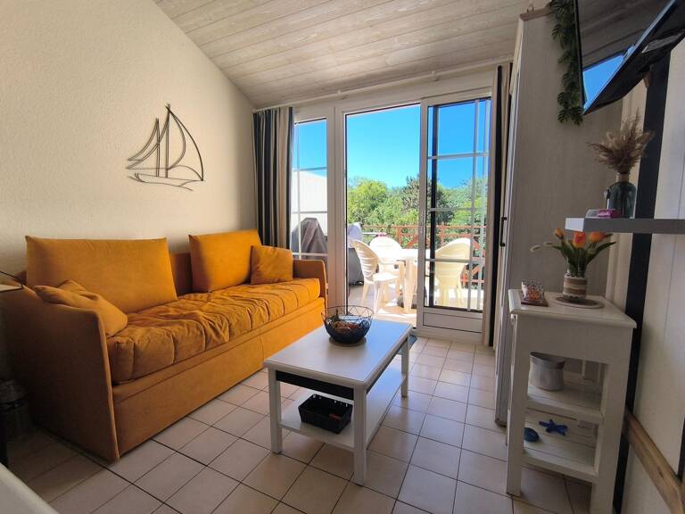 Studio cabine avec terrasse au sein d'une résidence de vacances — photo 1