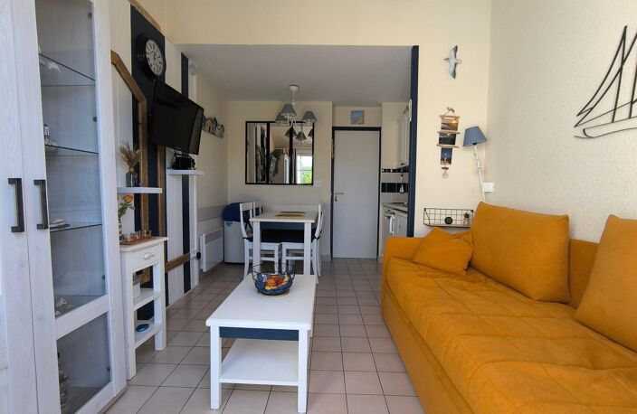 Studio cabine avec terrasse au sein d'une résidence de vacances — photo 4