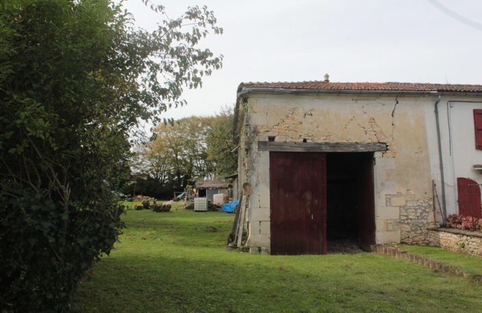 AU COEUR DE SAINT GÉNIS DE SAINTONGE — photo 2