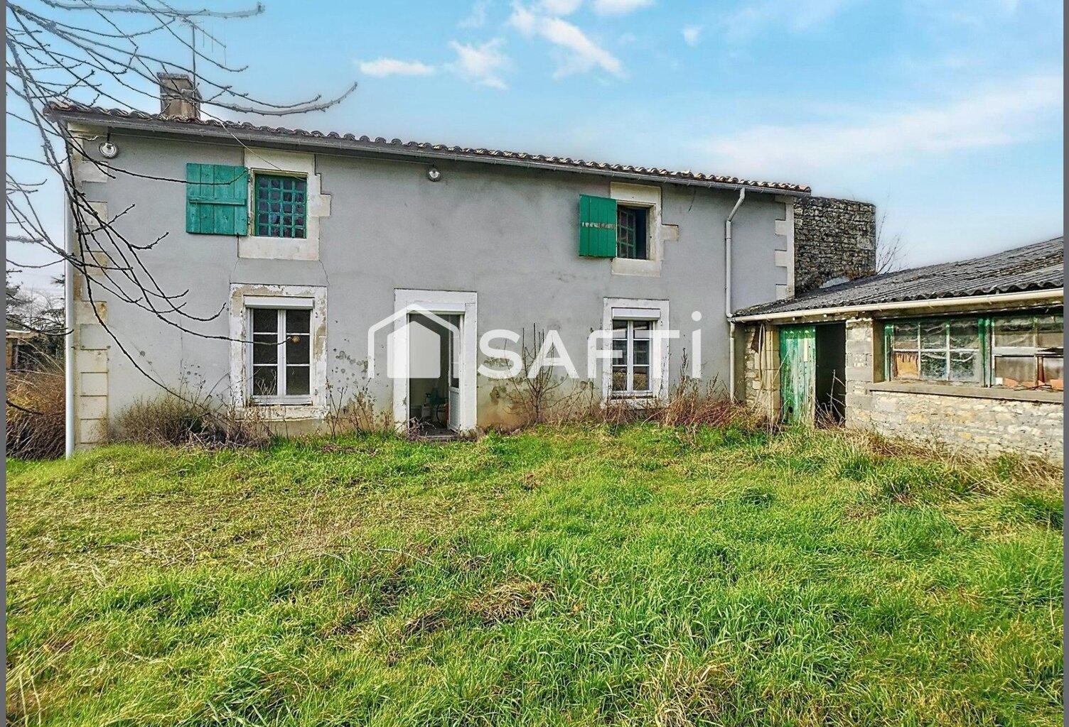 MAISON À RÉNOVER AVEC BEAU POTENTIEL — photo 1