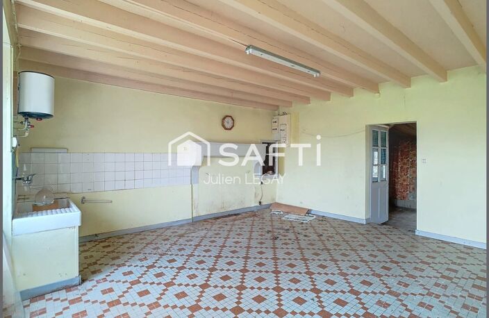 MAISON À RÉNOVER AVEC BEAU POTENTIEL — photo 3