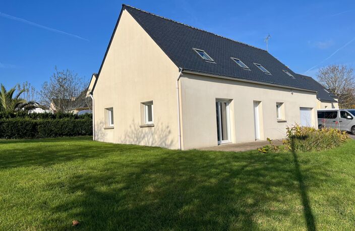 Maison au calme avec vie de plain pied bourg de Saint Yvi — photo 2