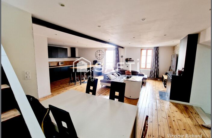 MOZAC/Une maison de caractère aux volumes surprenants — photo 4