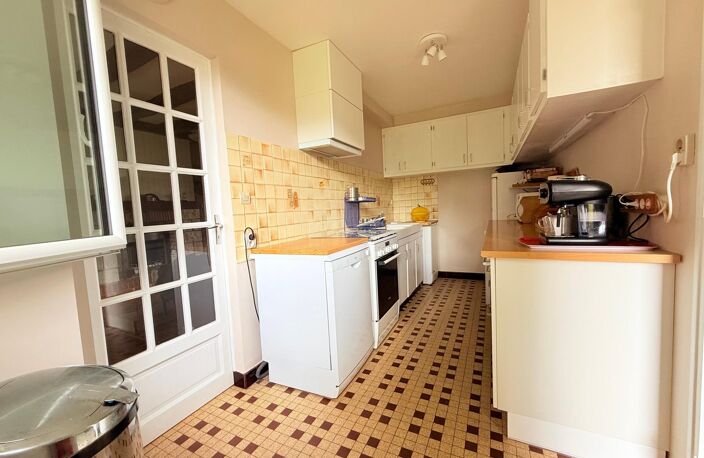 Coup de coeur assuré pour  cette charmante maison de centre bourg — photo 3