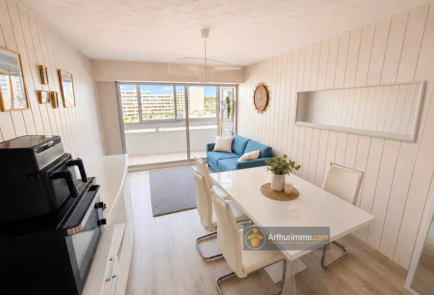 Appartement 2 pièces avec loggia – Proche bord de mer — photo 1