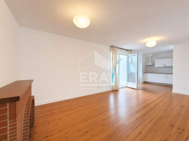 LOCATION PAU - Appartement T4 de 80 m² dans une résidence calme avec balcon — photo du bien