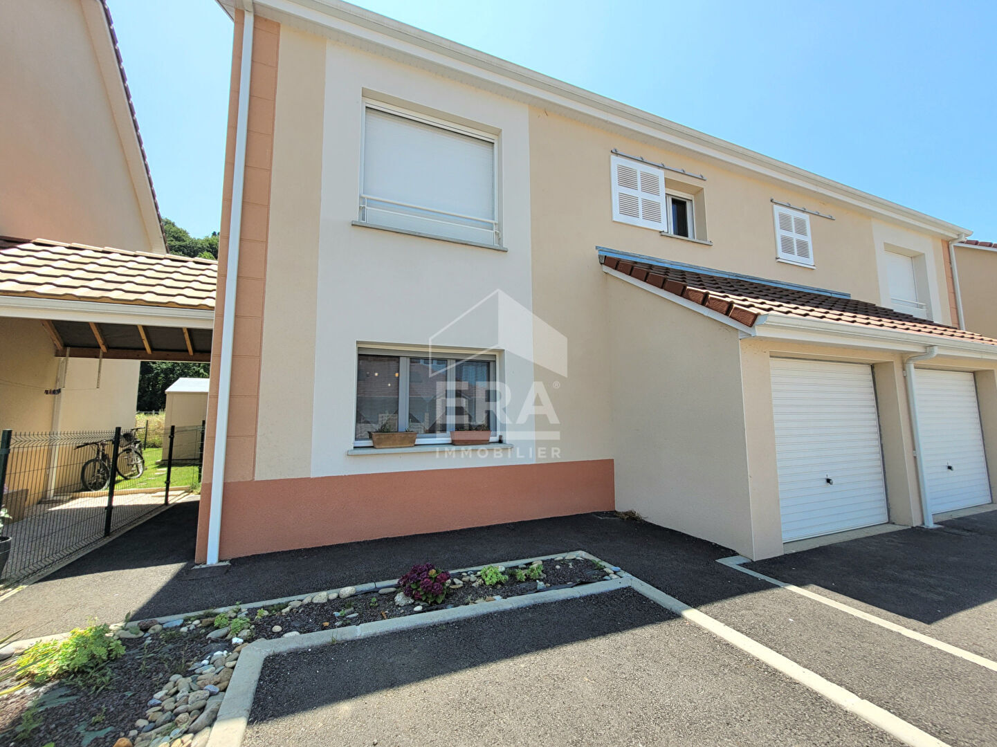 Villa / Maison  T4 à louer Gelos 64110