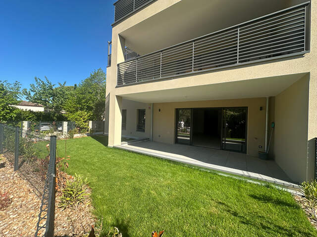 Vente Puyricard centre LC Gestion vous propose dans une résidence standing un appartement  neuf de type 4 de 103 m2 avec jardin, double garage — photo du bien