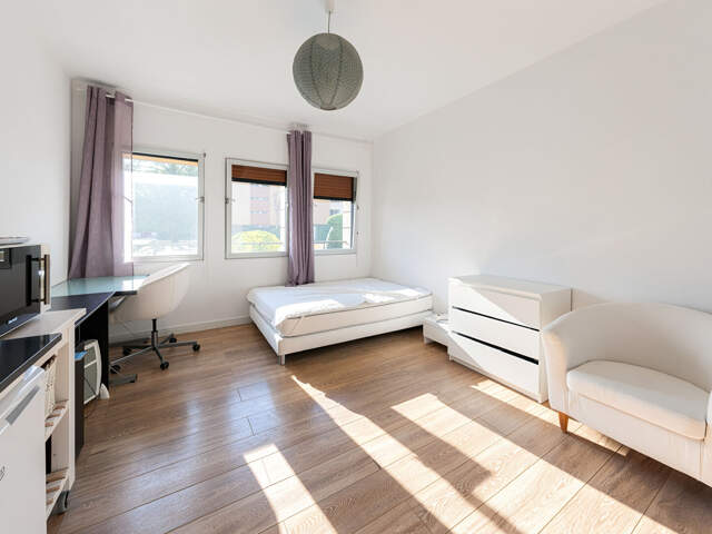 Vente Aix en Pce proche centre LC Gestion vous propose un appartement de type studio meublé actuellement loué dans une résidence sécurisée, calme. — photo du bien