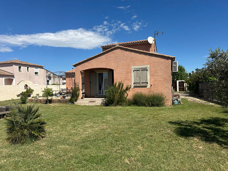 ARLES : Villa quartier trinquetaille : 125m² + terrain 890m² — photo 1
