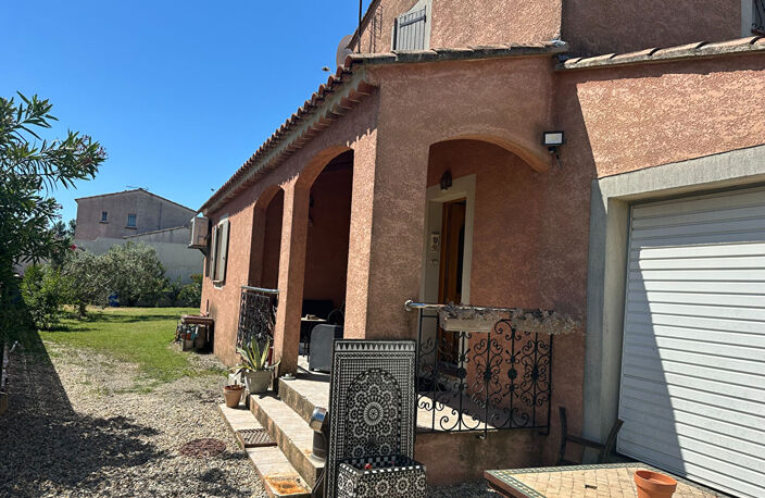 ARLES : Villa quartier trinquetaille : 125m² + terrain 890m² — photo 3