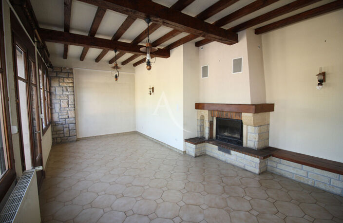 Sapiac  Maison familiale avec grand terrain et fort potentiel — photo 3