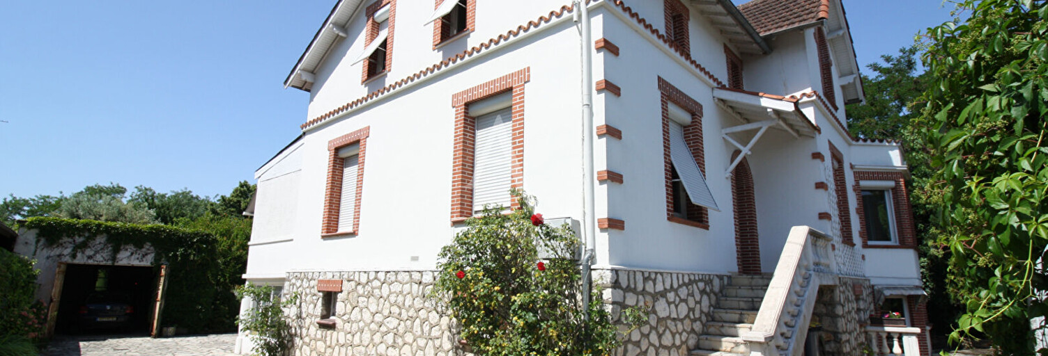 Maison 7 Pièces 240 m² à vendre à Montauban (82000)