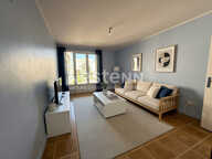 Appartement 2 Pièces avec Balcon, cave, en dernier étage - 69500 BRON — photo 2