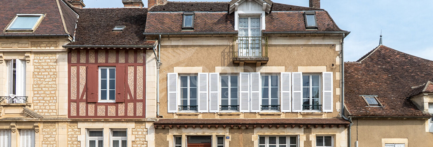 Maison 10 Pièces 235 m² à vendre à Chablis (89800)