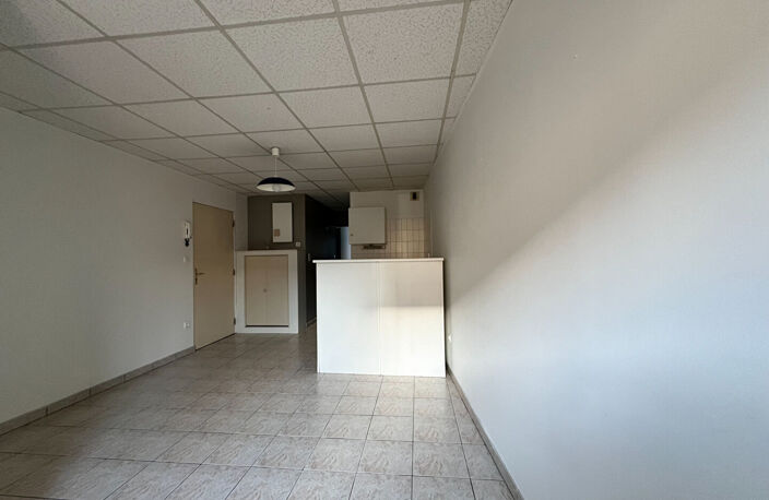 Appartement SEVERAC D'AVEYRON 2 pièce(s) 30.25 m² — photo 2