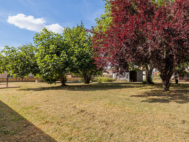Terrain à bâtir non viabilisé - 906 m² — photo du bien