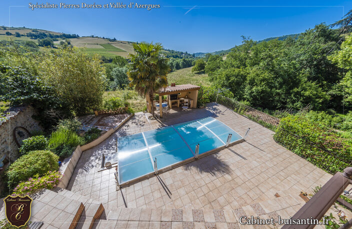 Propriété en pierres avec dépendances sur terrain 6 785 m2 — photo 4