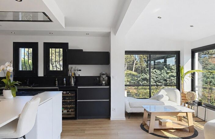 EXCLUSIVITÉ  Villa familiale avec piscine à proximité du Brusc et des plages — photo 5