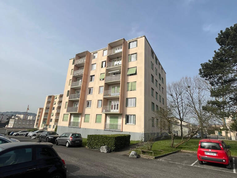 À vendre   Appartement T4 avec balcon, 3èmle étage avec asce — photo 1