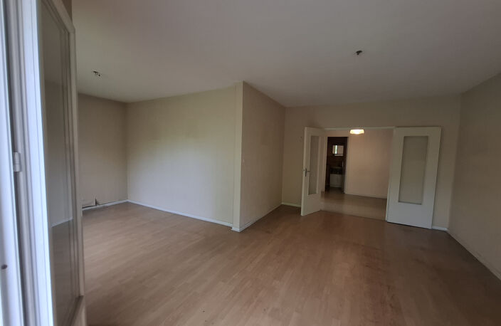À vendre   Appartement T4 avec balcon, 3èmle étage avec asce — photo 3