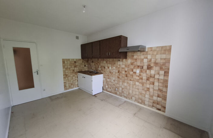 À vendre   Appartement T4 avec balcon, 3èmle étage avec asce — photo 5