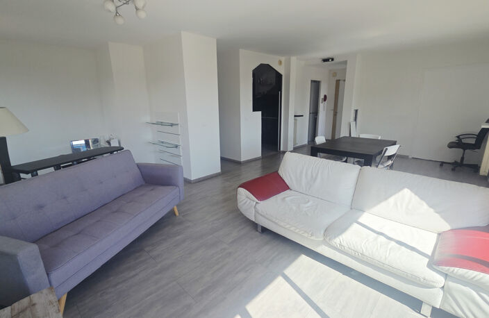 Nice Ouest, dernier étage 62 m2, terrasse 74m2 + parking — photo 4