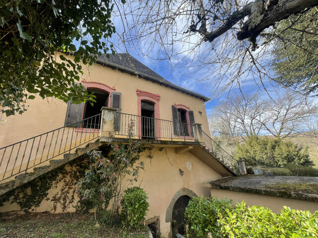 Firmi : Belle maison à rénover — photo du bien