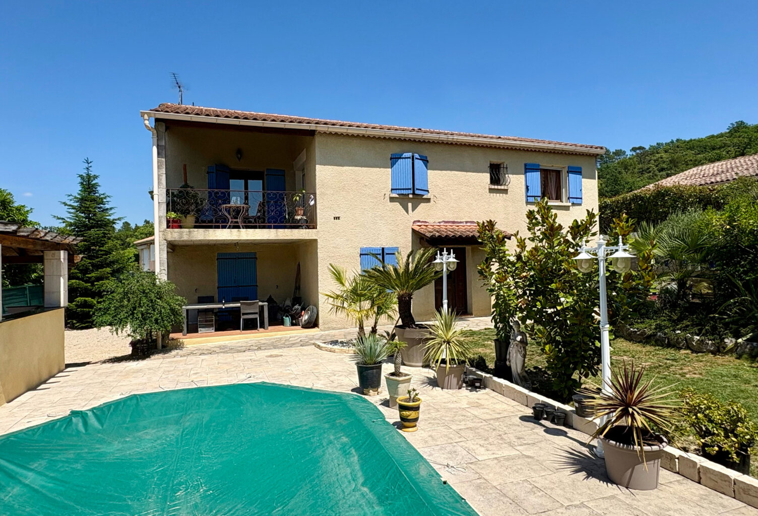 Maison familiale sur 2 niveaux — photo 1