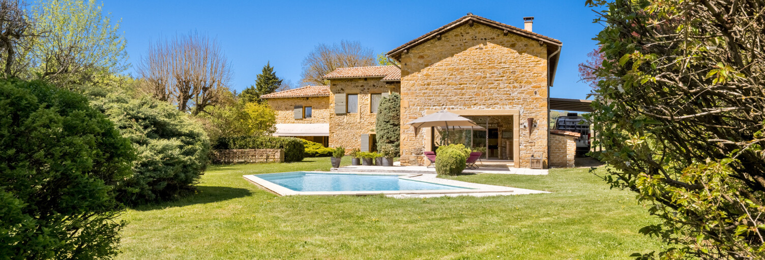 Maison 9 Pièces 260 m² à vendre à Bagnols (69620)