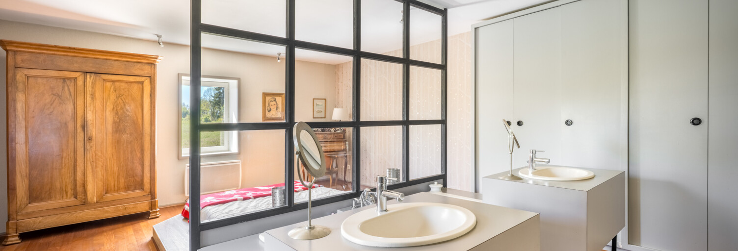Maison 9 Pièces 260 m² à vendre à Bagnols (69620)