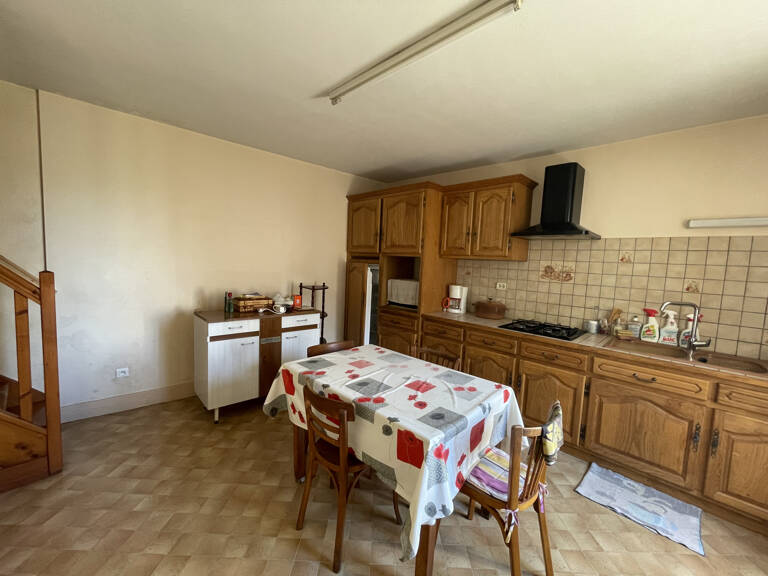 Maison de village avec garage et jardin — photo 1
