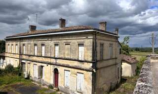 Immeuble  350 m² à vendre à Saint-Loubès (33450)