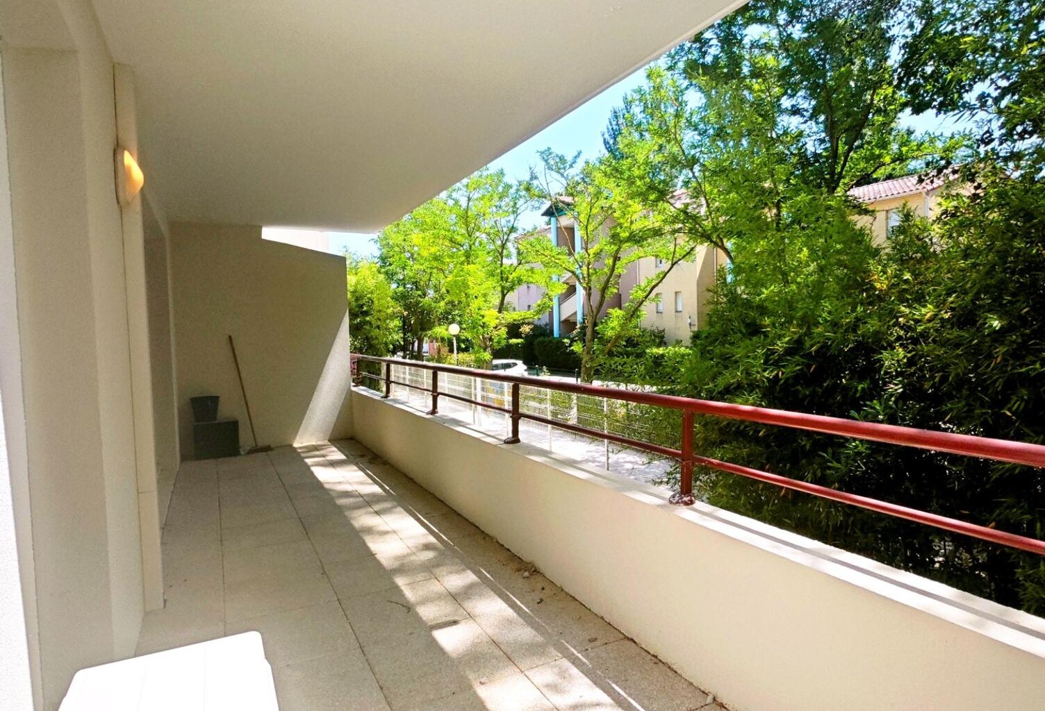 T3 dans une résidence a deux pas des plages — photo 1