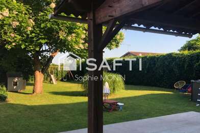 Maison 8 pièces 329600 €