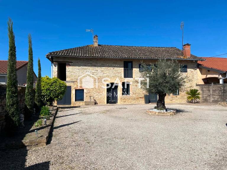 Maison de 170m² avec fort potentiel à FEILLENS — photo 1