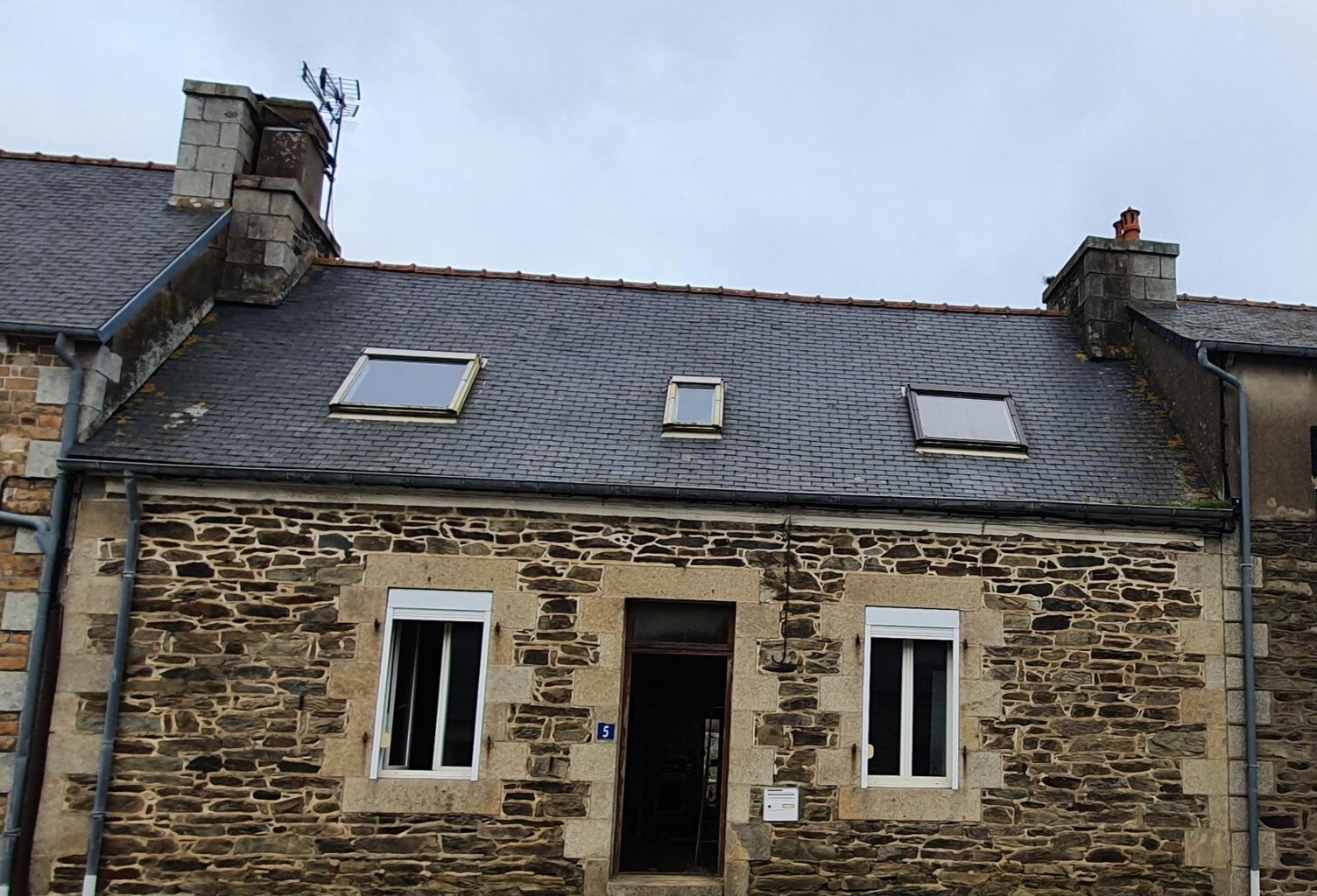 Maison en pierre à rénover — photo 1