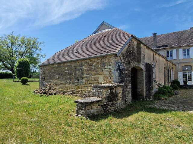 Vente Maison de campagne 9 pièces — photo du bien