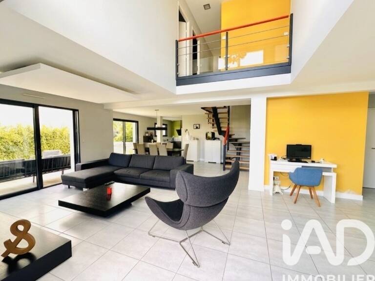 Vente Maison/villa 7 pièces — photo 1